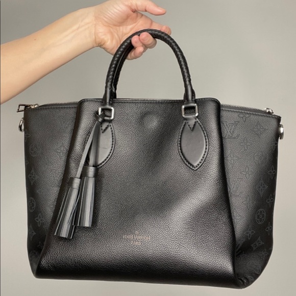 Louis Vuitton Haumea Mahina Noir - Picture 1 of 2